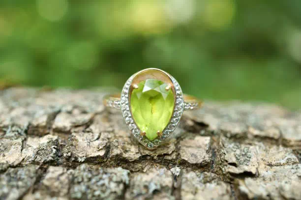 Gemstone of the month – August 2024 : Peridot